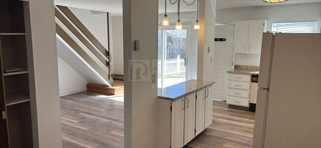 Photo - 1706 E 17th St