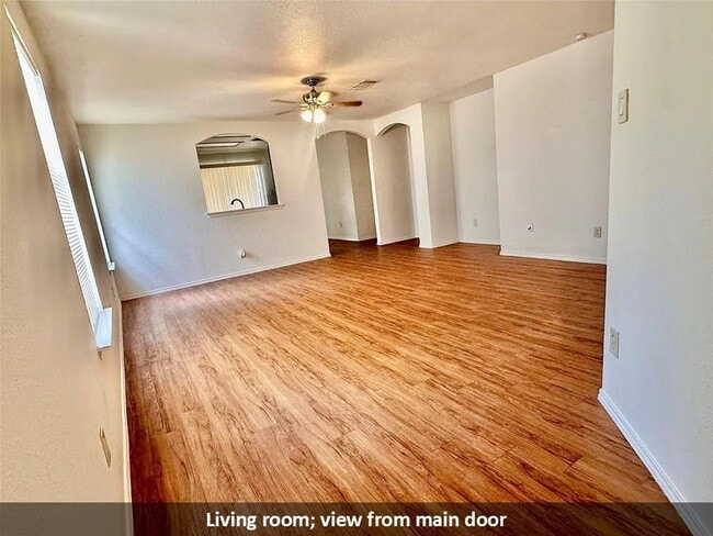 Photo - 17204 Ardisia Dr