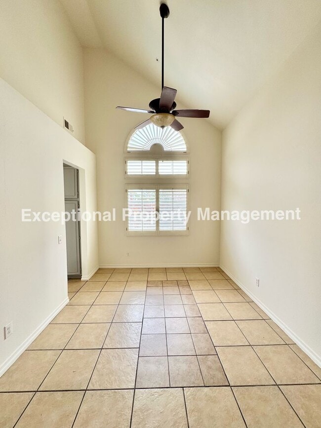 16202 Trailwinds Dr