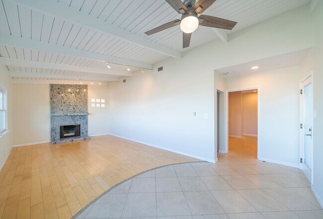 Photo - Warm & Inviting Manhattan Beach Rental Home!