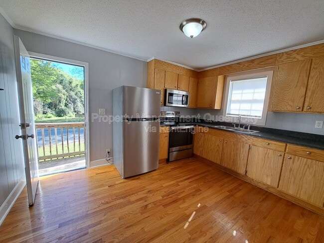 Photo - 112 Miller St