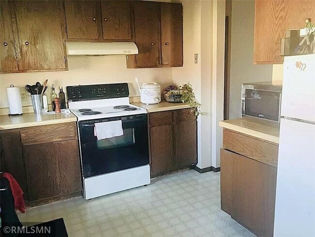 Photo - 1074 Regency Dr
