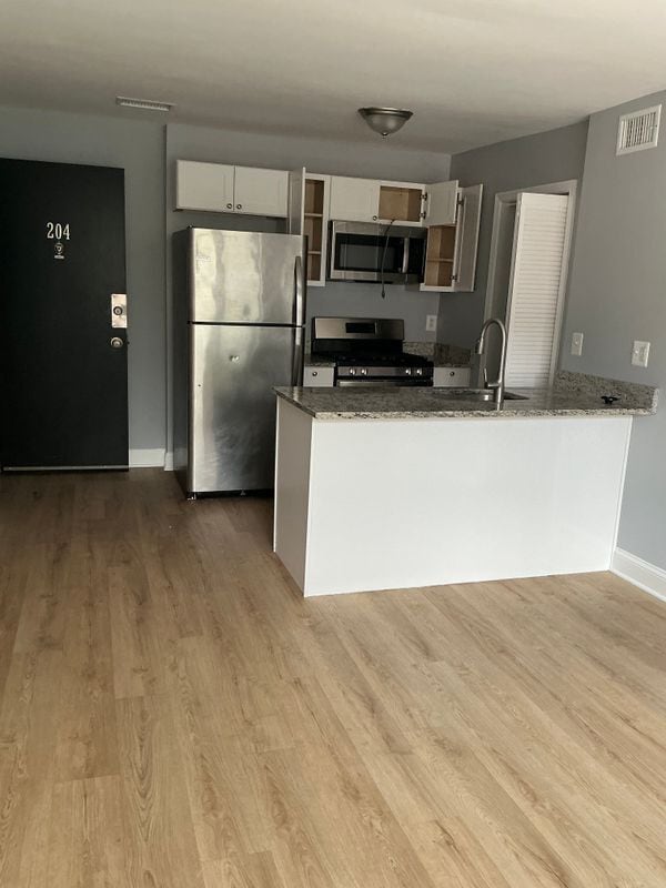 Photo - 1215 Alabama Ave SE