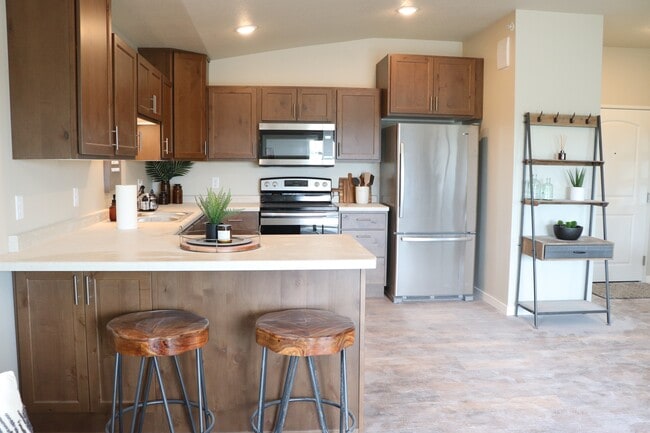 Rivers Edge Apartments