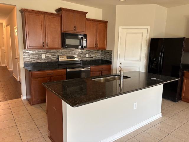 Photo - 842 Hayes Point Cir