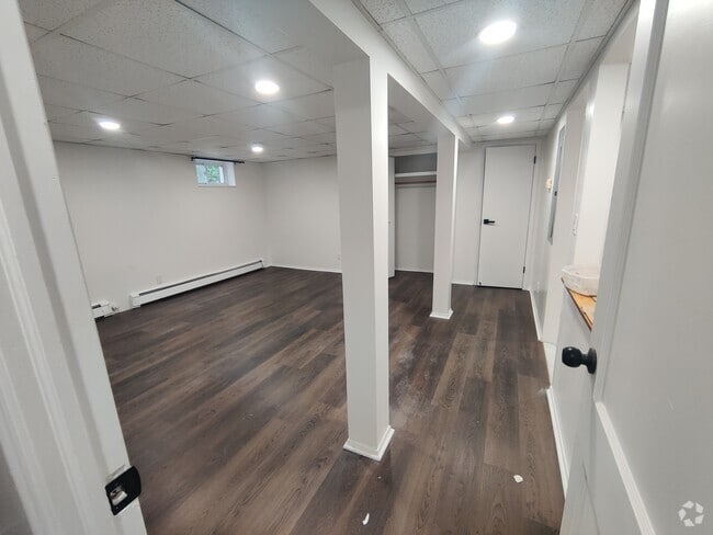 Building Photo - 34 Stephen Ave Unit B2 Rental