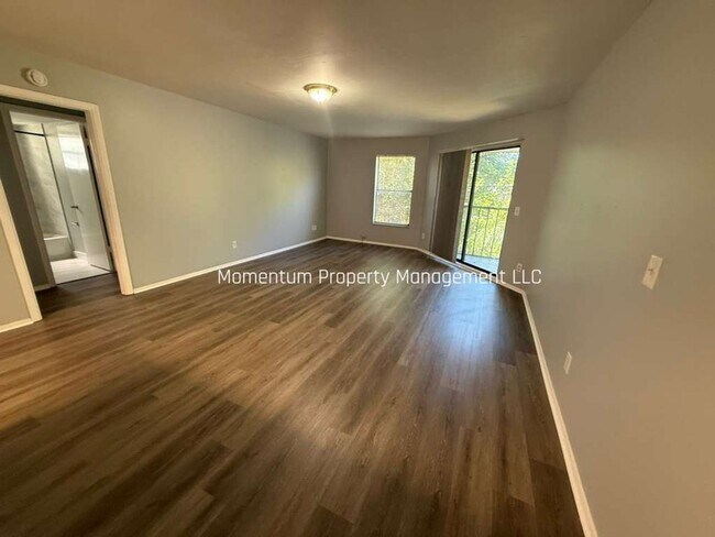 Photo - BEAUTIFUL REMODELED 3/2 IN CLEARWATER!! AVAILABLE FOR IMMEDIATE MOVE IN!!