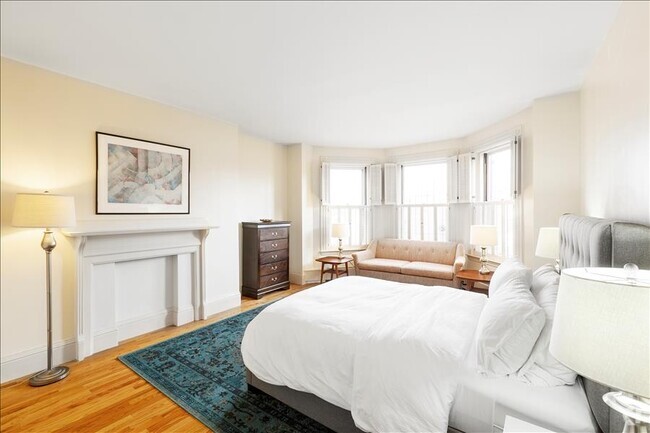 Building Photo - 385 Commonwealth Ave Rental