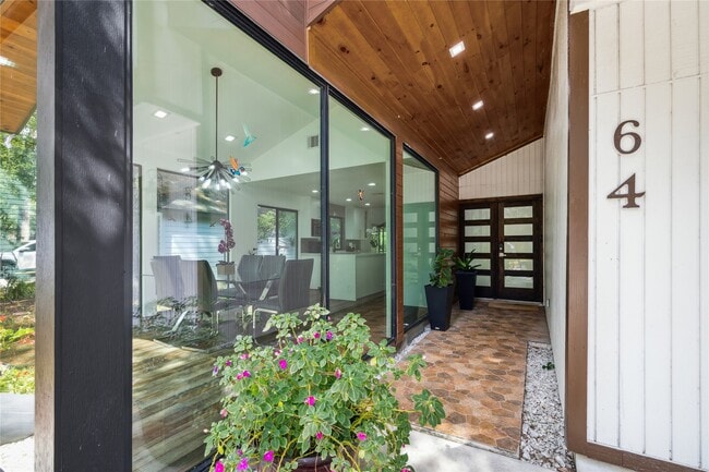 Photo - 64 N Timber Top Dr