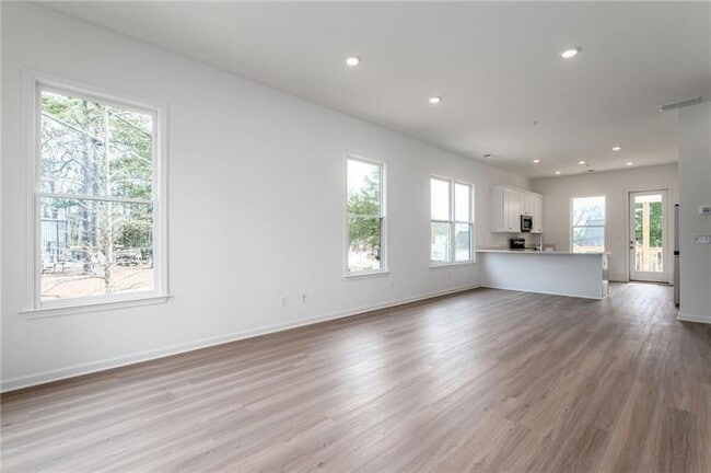 Photo - 101 Pearl St