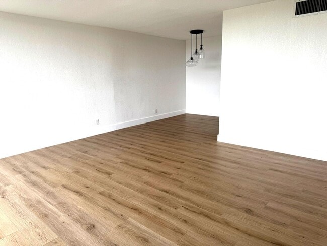 Photo - 7051 Environ Blvd Unit 633