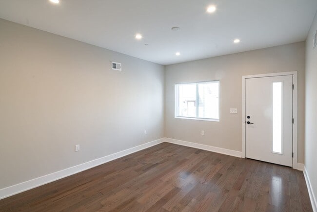 Brand New Luxury Temple Student Housing - Brand New Luxury Temple Student Housing House