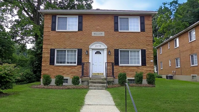 Building Photo - 2170 W Schantz Ave Unit 4