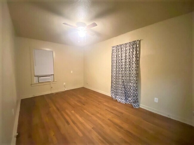 Photo - 3120 Woodward Ave Unit 3120 s woodward