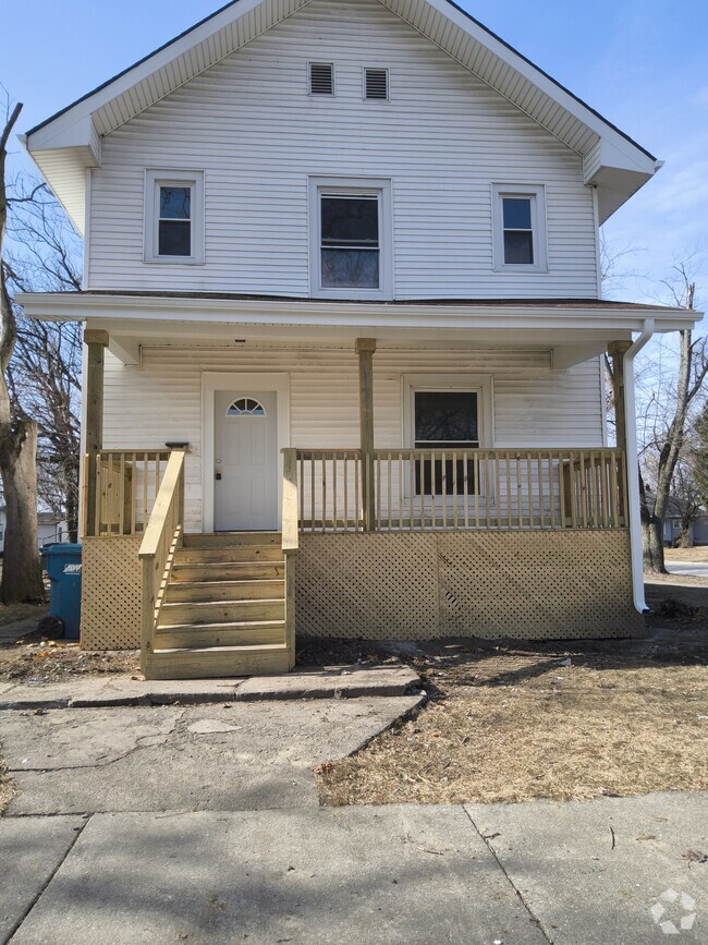 Building Photo - 193 Taylor Ave Rental