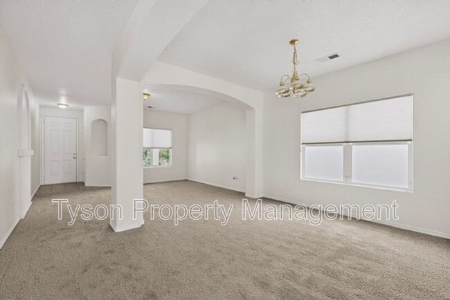 Photo - 1840 Bold Ruler St