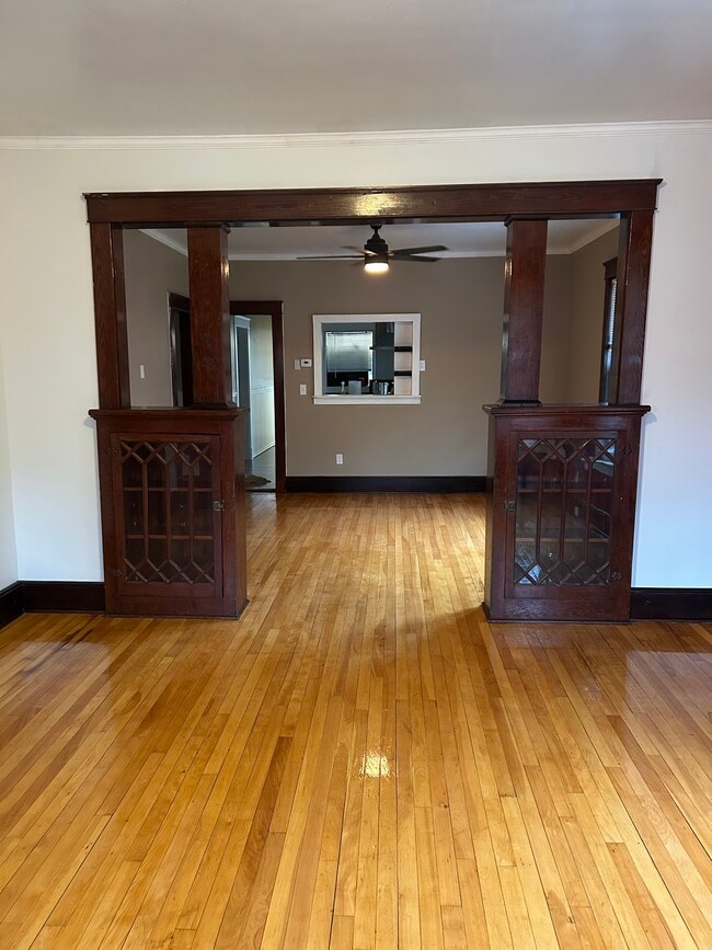 Building Photo - 14 Park St Unit APT 3