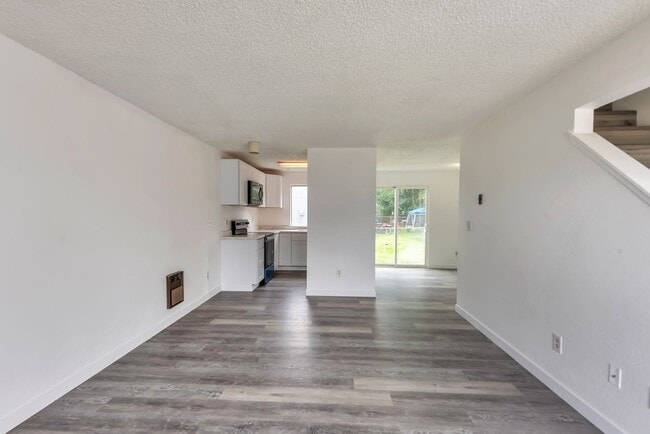 Photo - 1702 C St SE