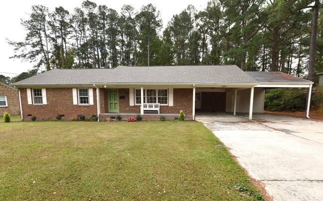 Building Photo - 3009 Wellington Dr