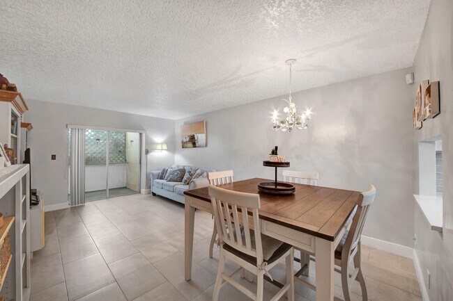 Photo - 2812 Garden Dr S Unit 109