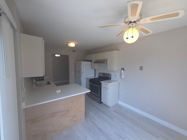 Photo - 299 Pembridge Ln