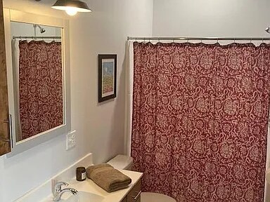 424 Main St Unit 5