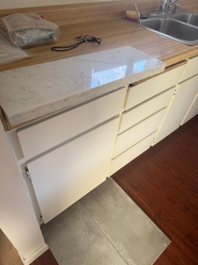 Photo - Upgraded Townhome For Rent in Central Live Oak Location