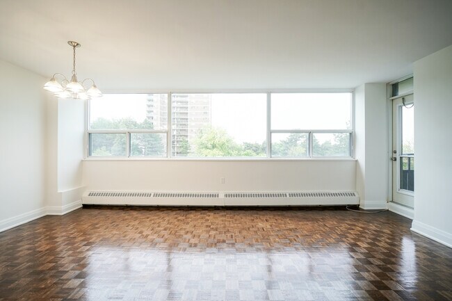 Photo - 185 Shaughnessy Blvd Unité 1002