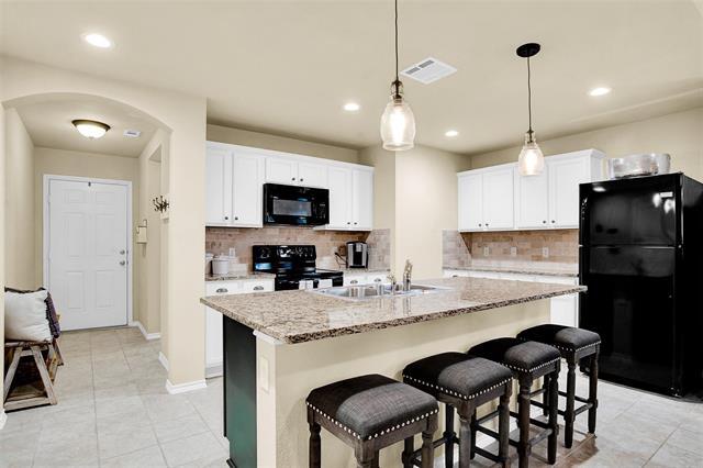 Photo - 1405 Diamond Ct