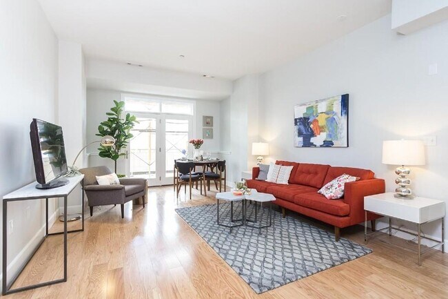 Photo - 1501 Commonwealth Avenue Apartments Unit 311