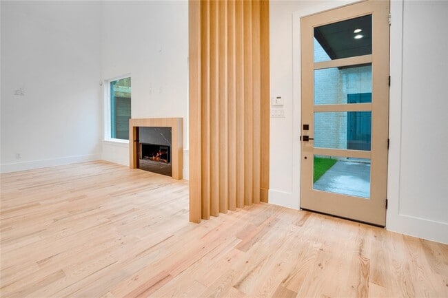 Photo - 3321 Walchard Ct