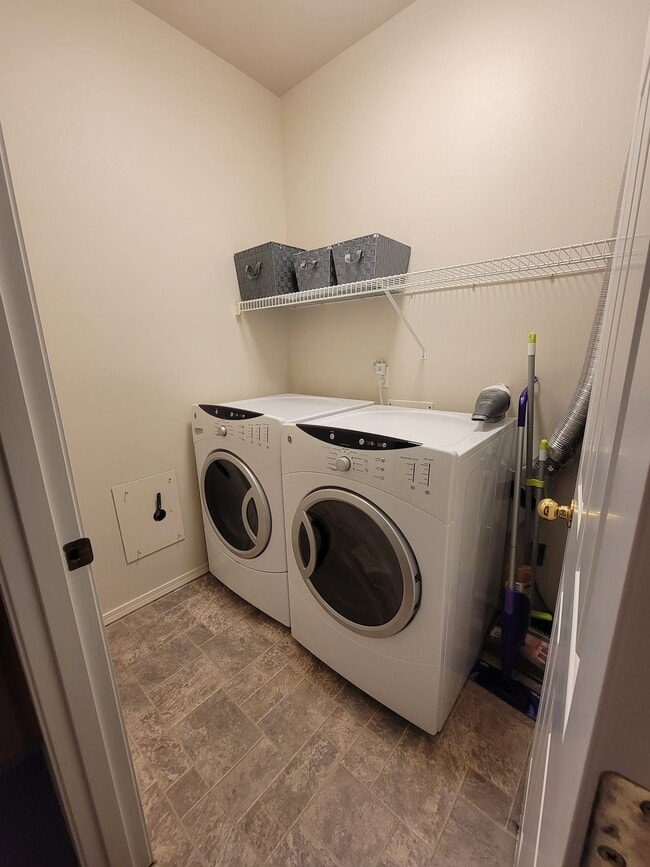 Photo - 7031 196th St SW Unit 205