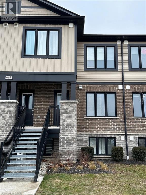 Photo - 160 Rochefort St.