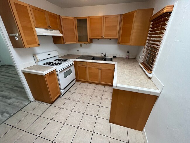 Photo - 4443 Bancroft-A Unidad A