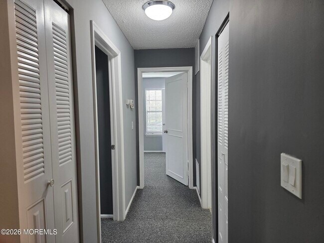 Photo - 447 Danbury Ln Unit 447