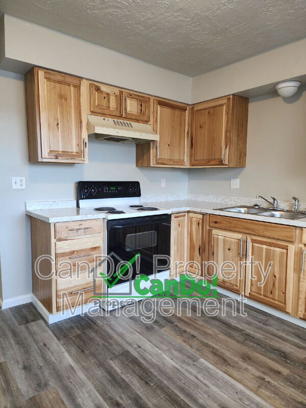 Photo - 271 Carol Dr Unit #2
