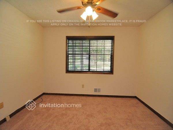 Photo - 3336 Alcazar Dr SW