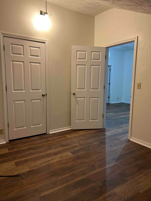 Photo - 409 Main St Unidad F