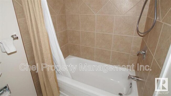 Photo - 2145-2141 141 Ave NW