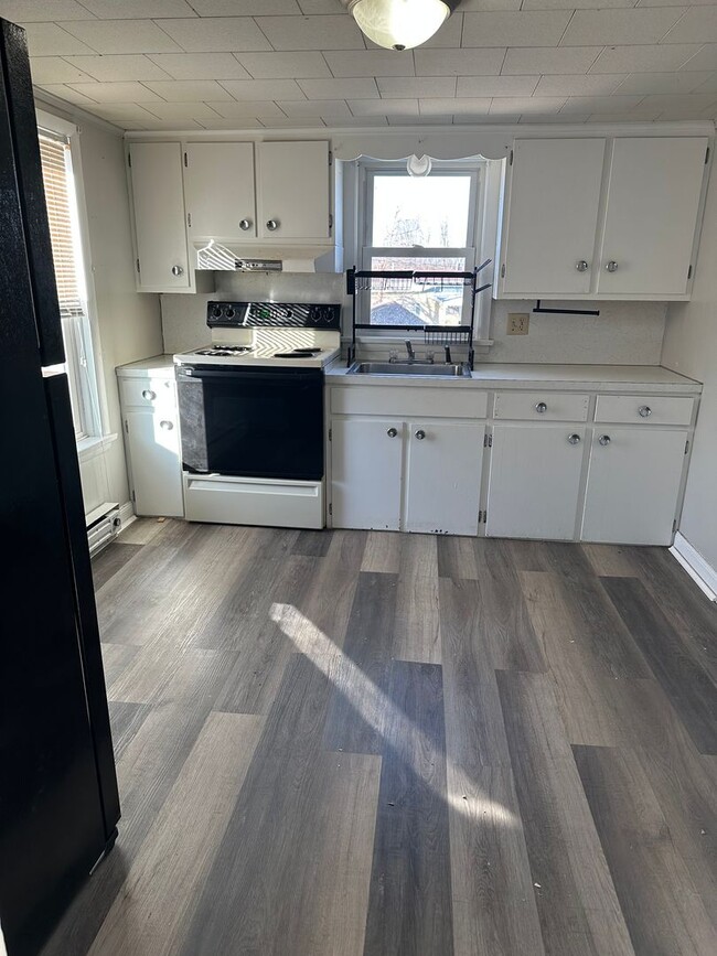 Photo - 127 Schoolhouse Rd Unit 2