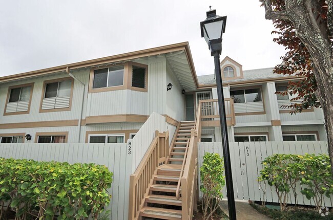 Building Photo - Mawaena Kai Townhouse in Hawaii Kai