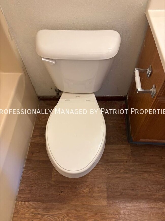 Photo - 161 W Main St Unit 204