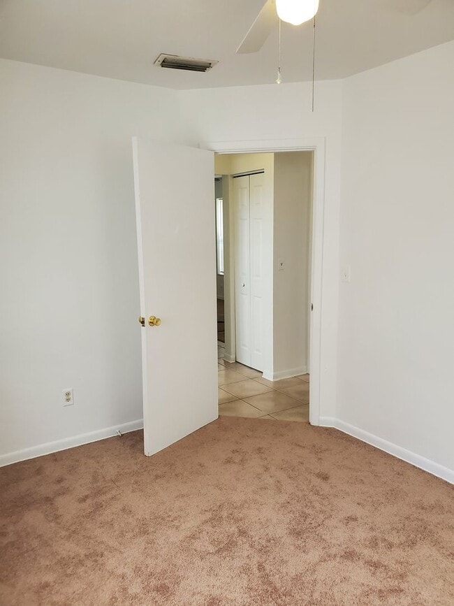 Photo - Clean & Cozy 2 Bedroom Home
