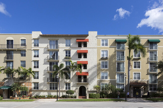 Photo - 630 S Sapodilla Ave Apartment Unit 318