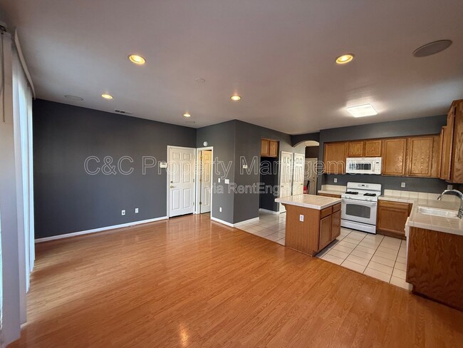 Photo - 10628 Siskiyou Ln