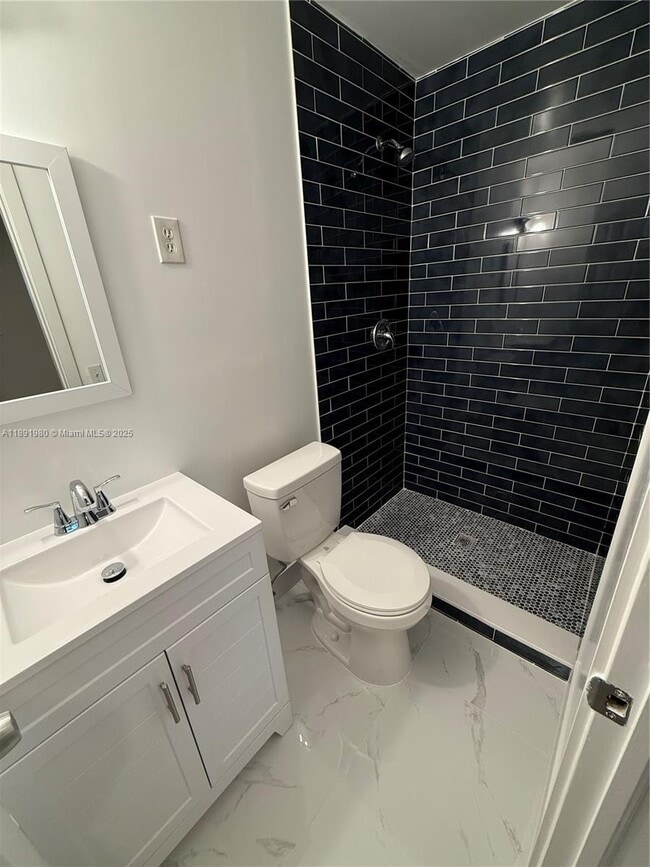 Photo - 3211 SW 107th Ave