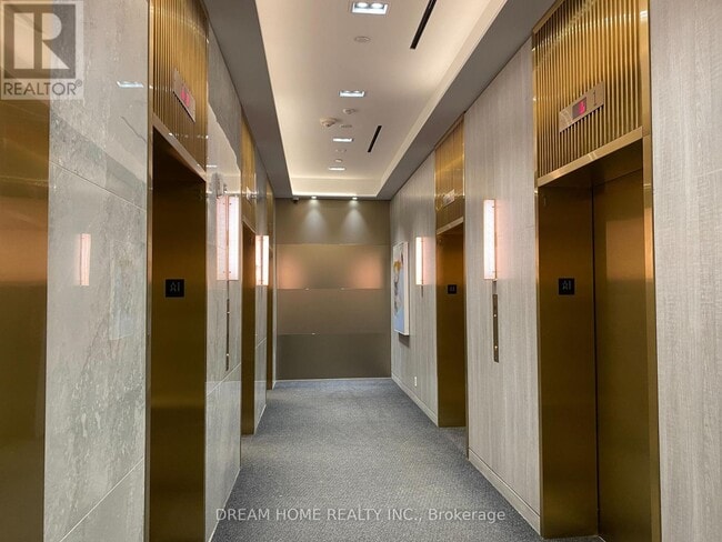 Photo - 950 Portage Pkwy Unit 2108