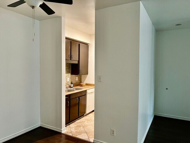 Photo - 10047 Westpark Dr Unit 9