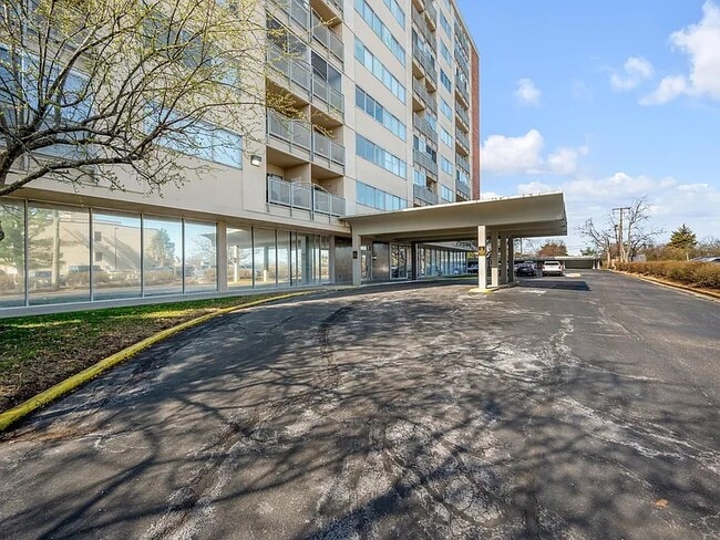Photo - 2121 Nicholasville Rd Unit 801