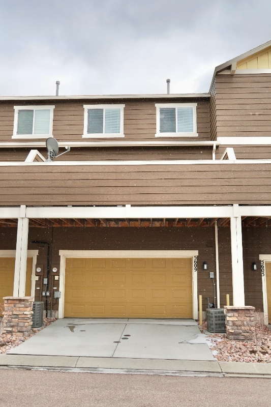 Photo - 5609 Shamrock Heights